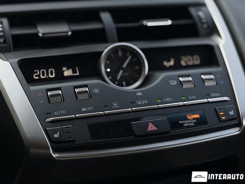 Lexus NX 300H 2018 — Миниатюра 13