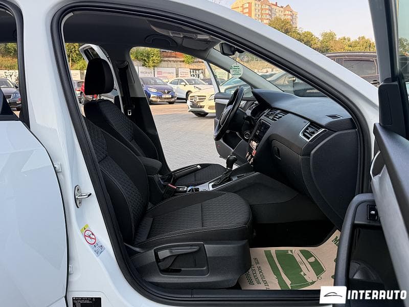 2017 Skoda Octavia — Miniatură 16