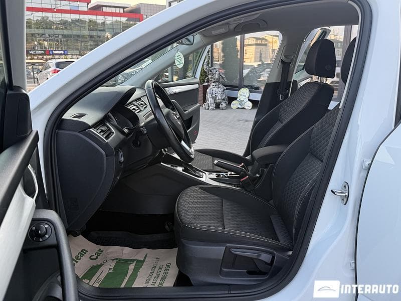 2017 Skoda Octavia — Miniatură 5