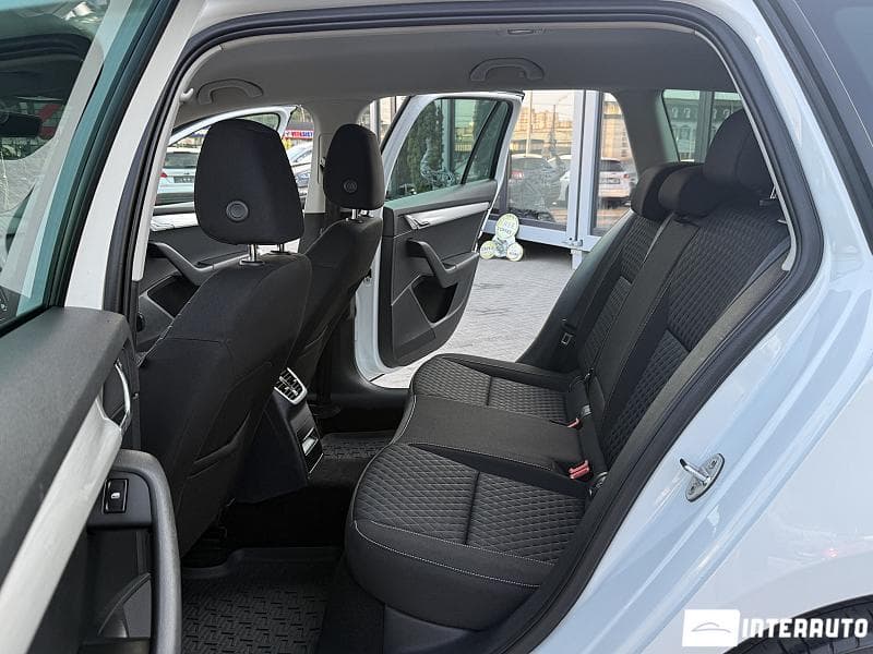 2017 Skoda Octavia — Miniatură 14