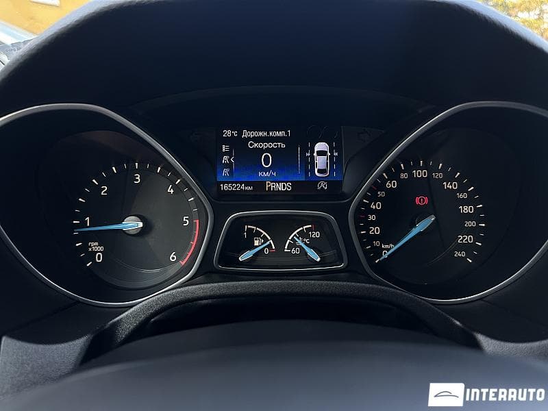 2016 Ford Focus — Miniatură 8
