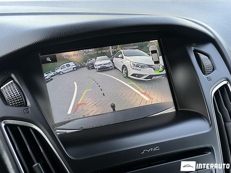 2016 Ford Focus — Miniatură 10
