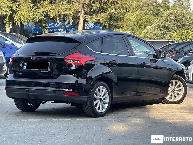 2016 Ford Focus — Miniatură 3