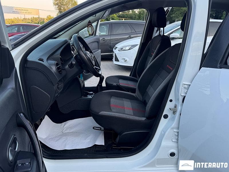 2019 Dacia Sandero Stepway — Miniatură 5