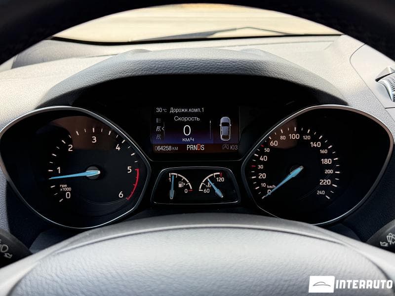 2018 Ford Kuga — Miniatură 11