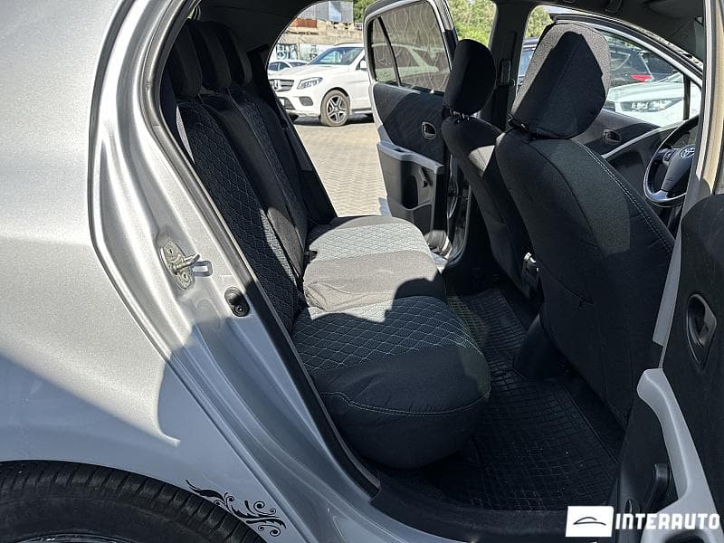 2007 Toyota Yaris — Miniatură 8