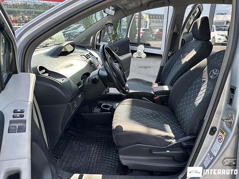 2007 Toyota Yaris — Miniatură 5