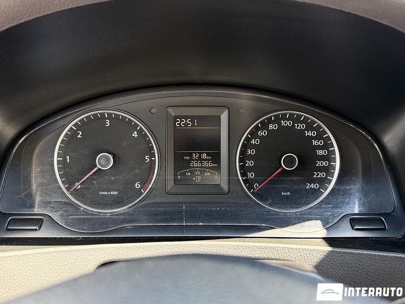 2012 Volkswagen Transporter — Miniatură 8