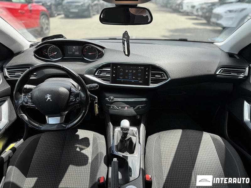 2017 Peugeot 308 — Miniatură 8