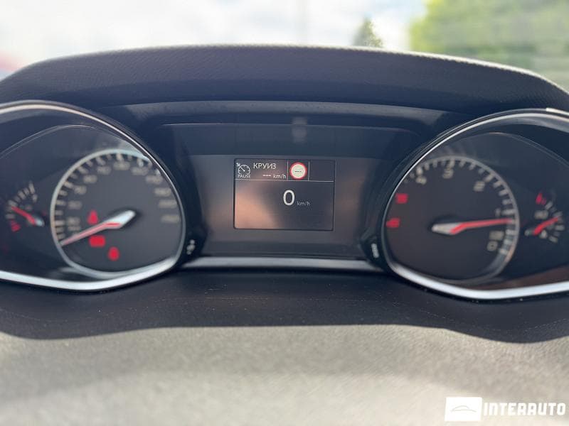 2017 Peugeot 308 — Miniatură 10