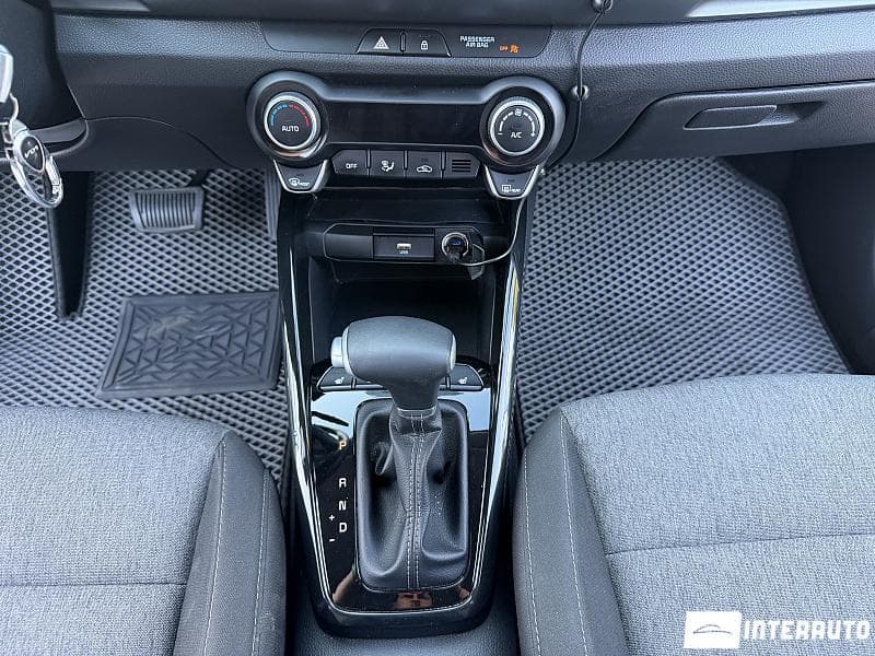 2023 Kia Stonic — Miniatură 15