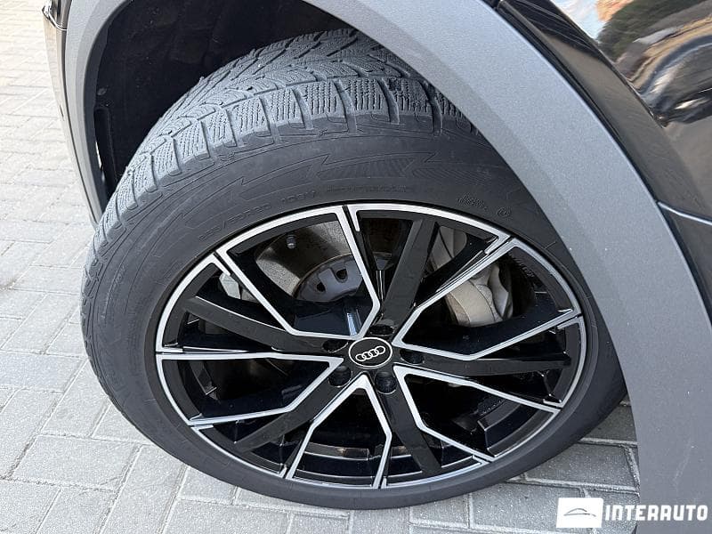 2020 Audi E-tron — Miniatură 16