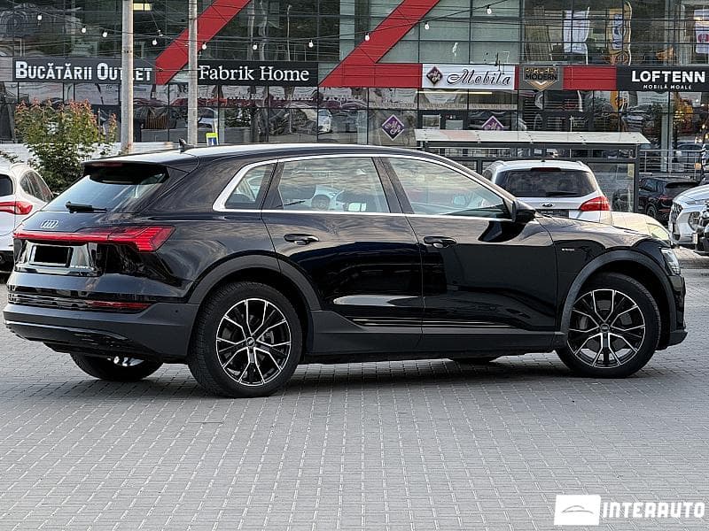 2020 Audi E-tron — Miniatură 3