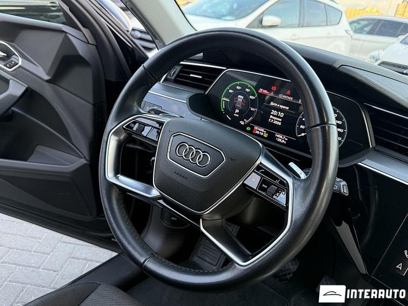 2020 Audi E-tron — Miniatură 7