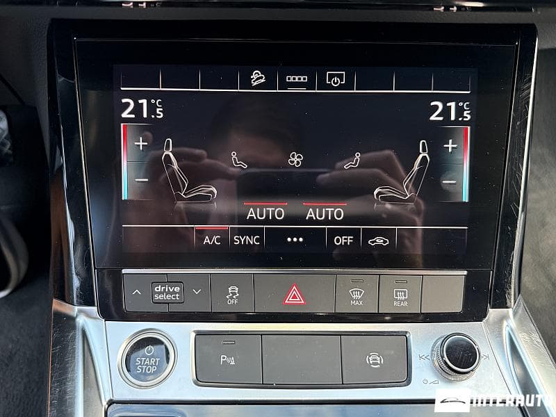 2020 Audi E-tron — Miniatură 11