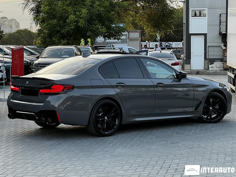 BMW M550i 2022 — Миниатюра 2