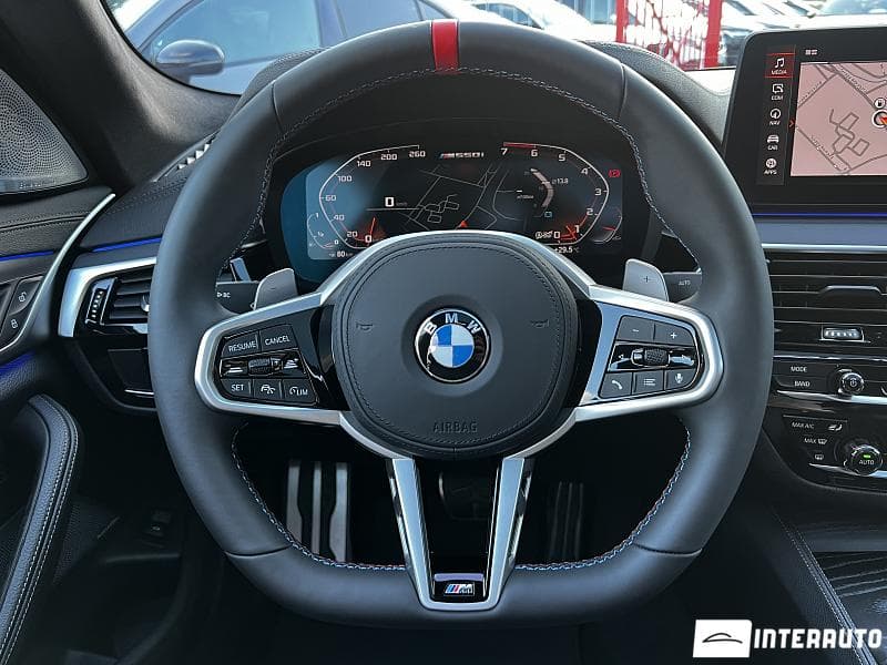 BMW M550i 2022 — Миниатюра 16