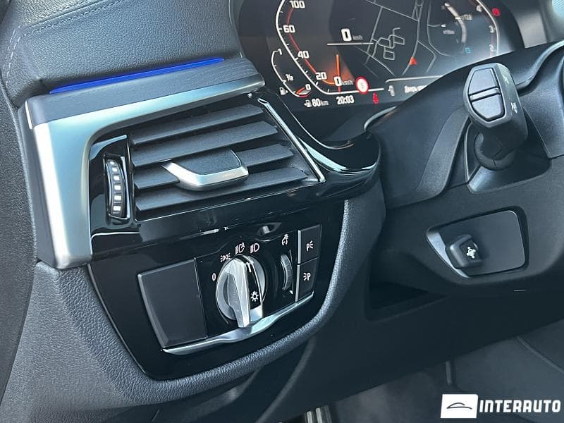 BMW M550i 2022 — Миниатюра 13