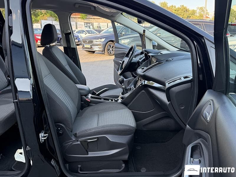Ford Grand C-MAX 2017 — Миниатюра 16