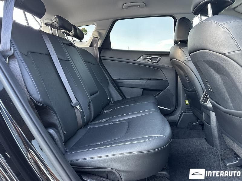2021 Kia Sportage — Miniatură 18