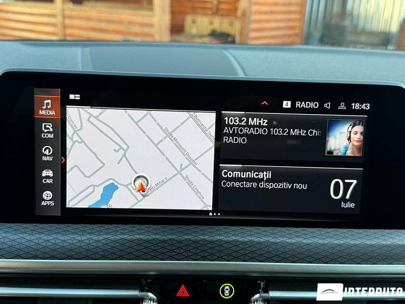 BMW X4 2.0i 2023 — Миниатюра 10