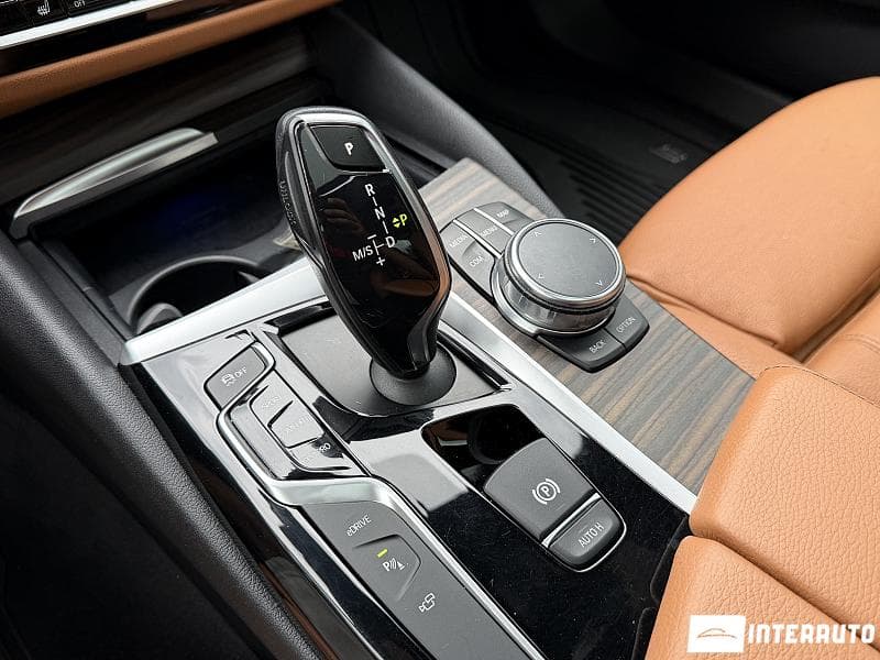 2018 BMW 530e — Miniatură 14