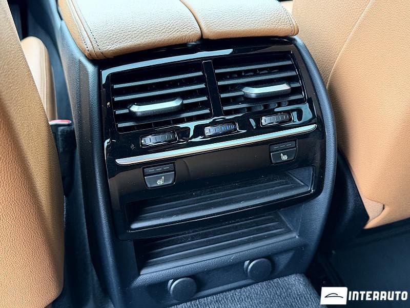 2018 BMW 530e — Miniatură 17
