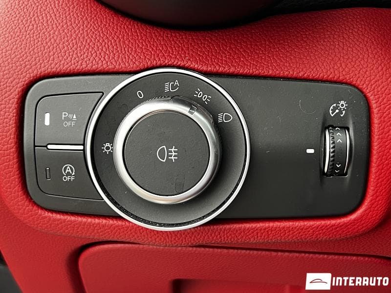 Alfa Romeo Giulia 2018 — Миниатюра 14