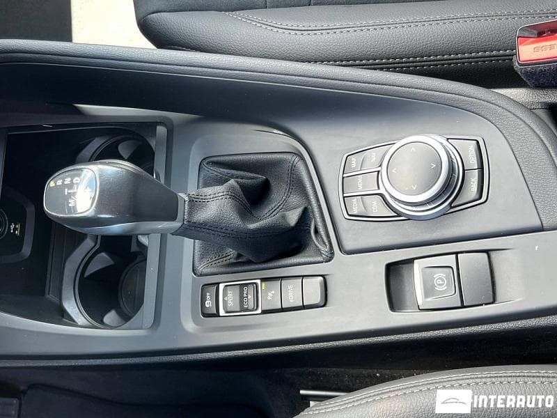 2020 BMW X1 2.5e — Miniatură 18