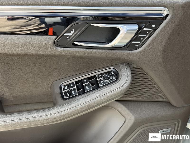 2019 Porsche Macan — Miniatură 16