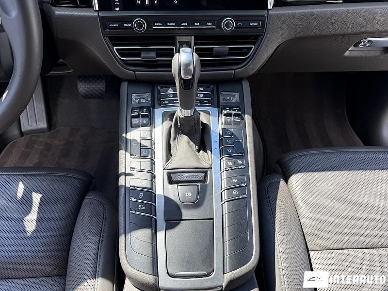 2019 Porsche Macan — Miniatură 15