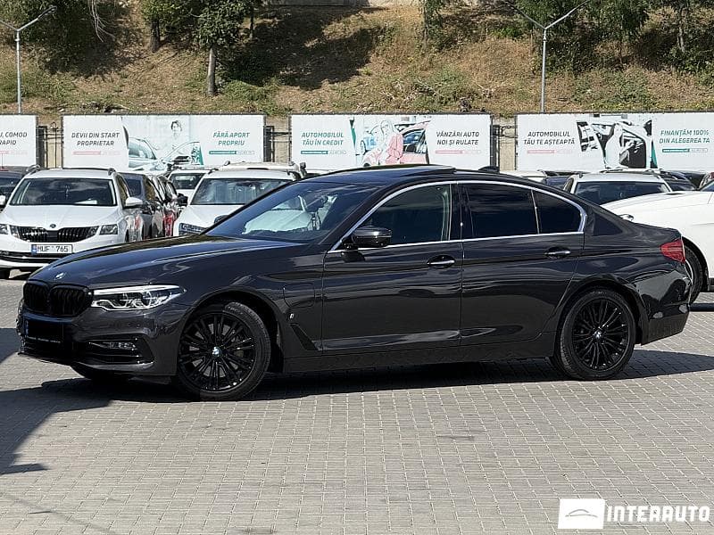 2018 BMW 530e — Miniatură 2