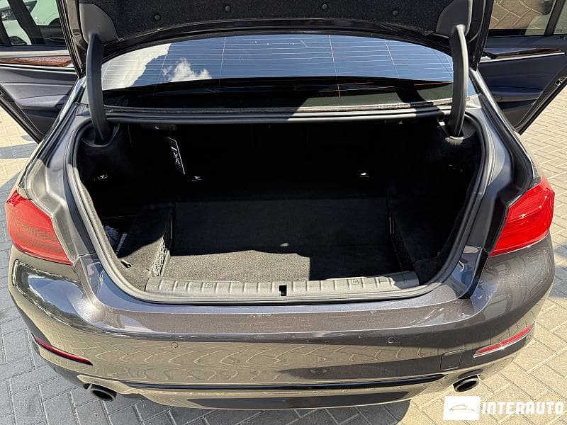 2018 BMW 530e — Miniatură 26