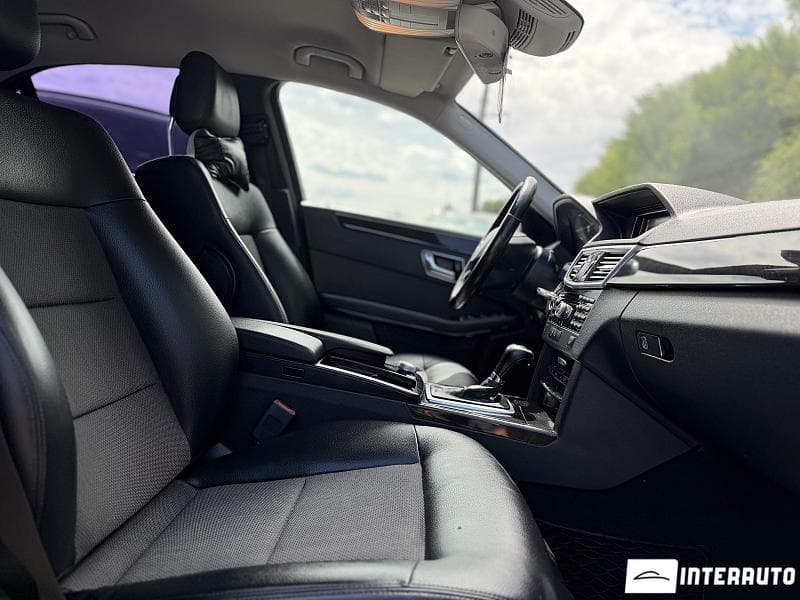 Mercedes E 220 2010 — Миниатюра 13