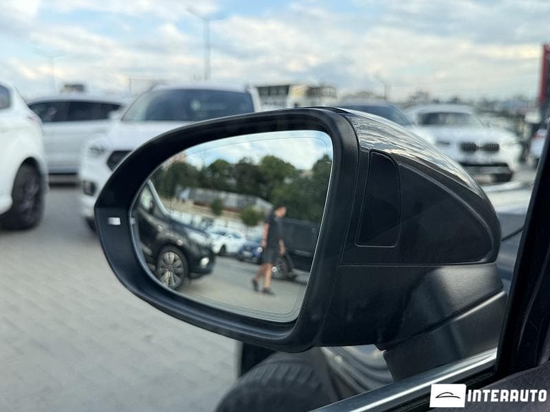 2020 Volkswagen Passat GTE — Miniatură 17