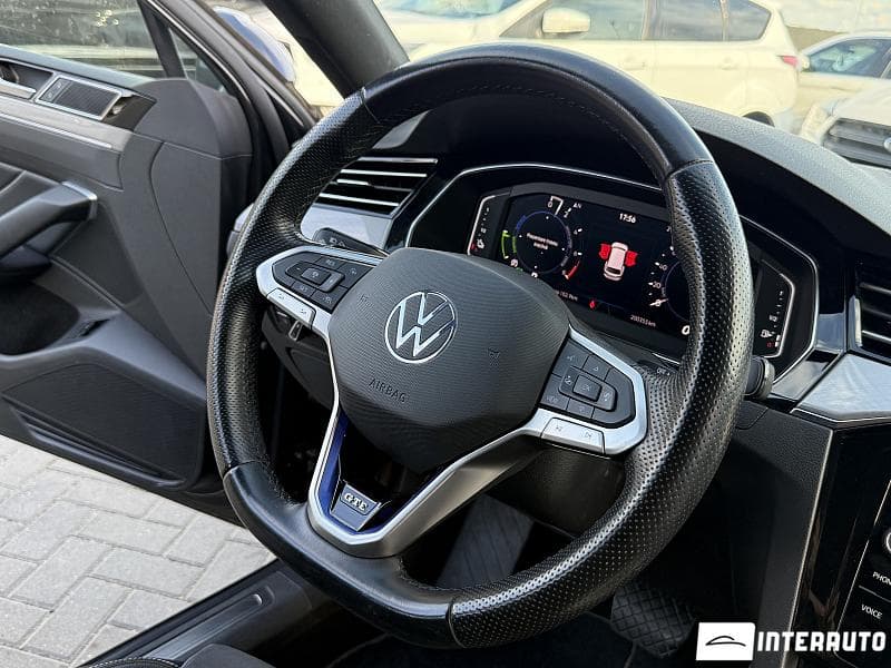 2020 Volkswagen Passat GTE — Miniatură 7