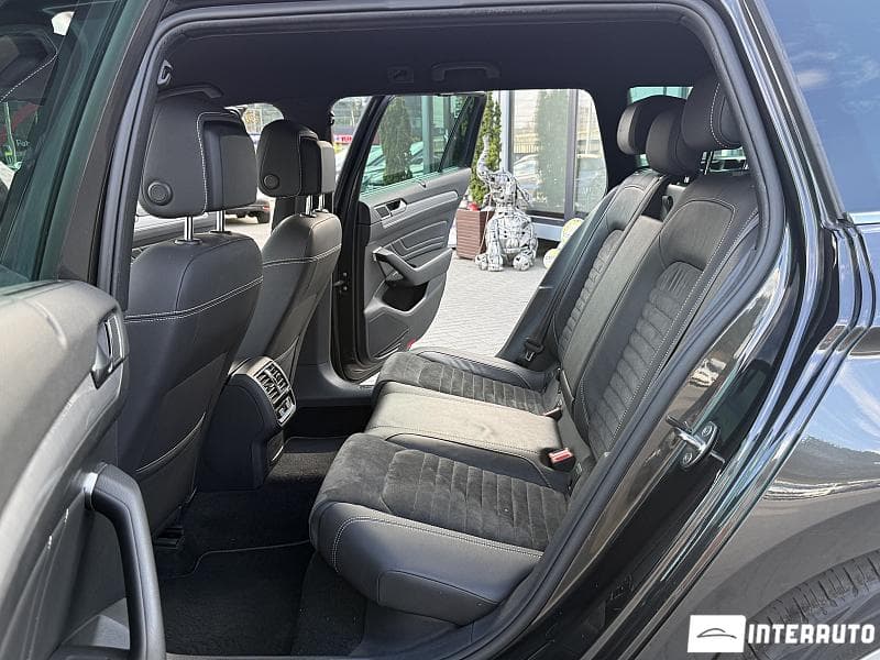 2020 Volkswagen Passat GTE — Miniatură 13