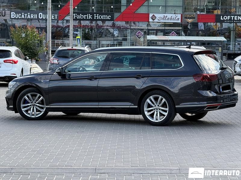 2020 Volkswagen Passat GTE — Miniatură 4