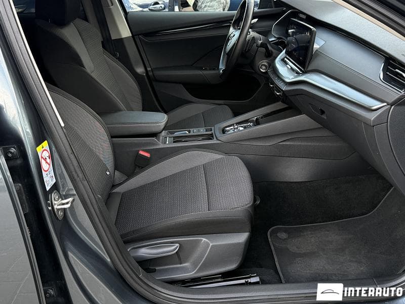 2020 Skoda Octavia — Miniatură 18