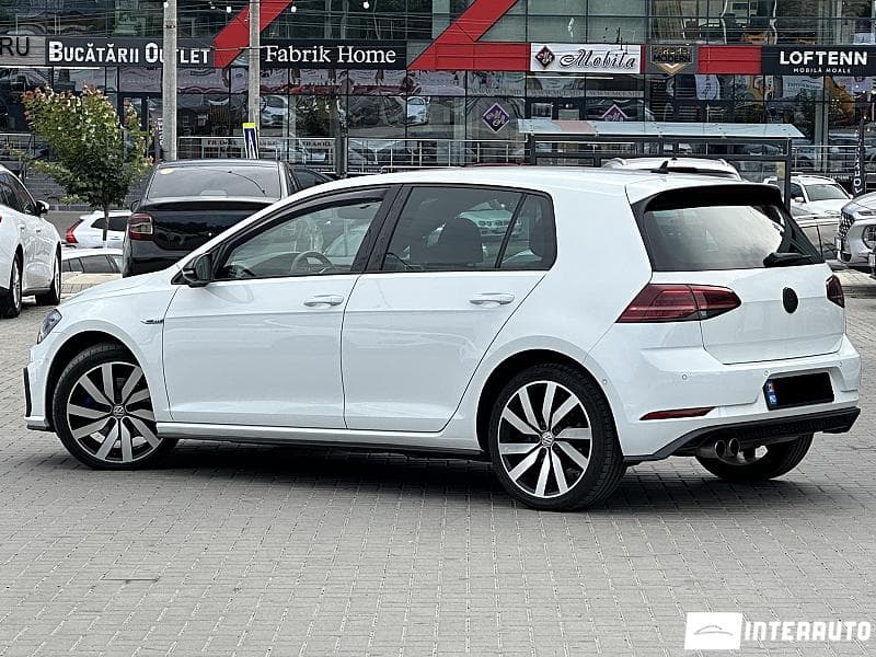 2017 Volkswagen Golf GTE — Miniatură 4