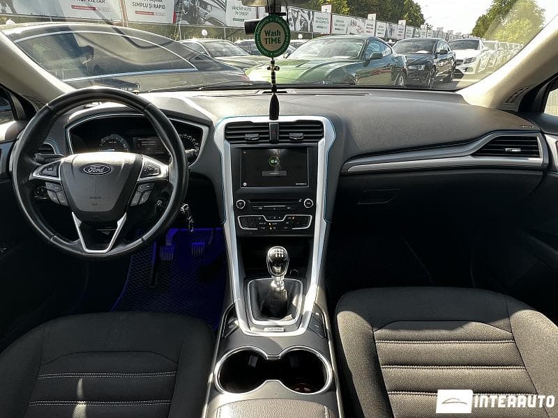 Ford Mondeo 2017 — Миниатюра 10
