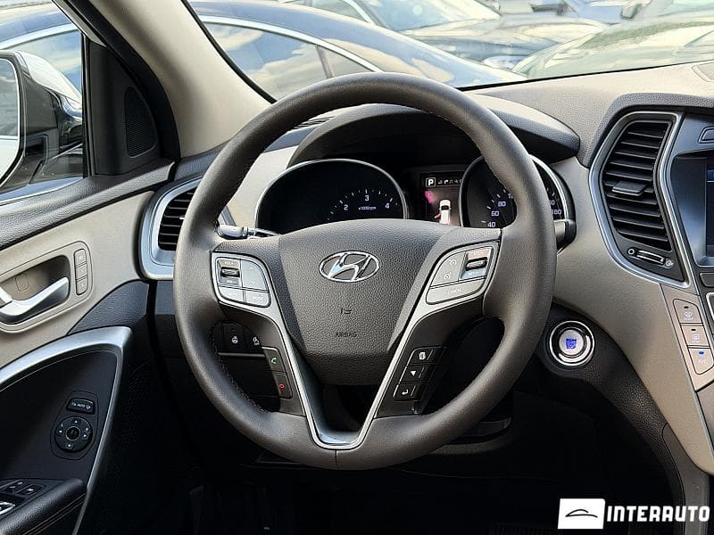 Hyundai Grand Santa Fe 2017 — Миниатюра 13