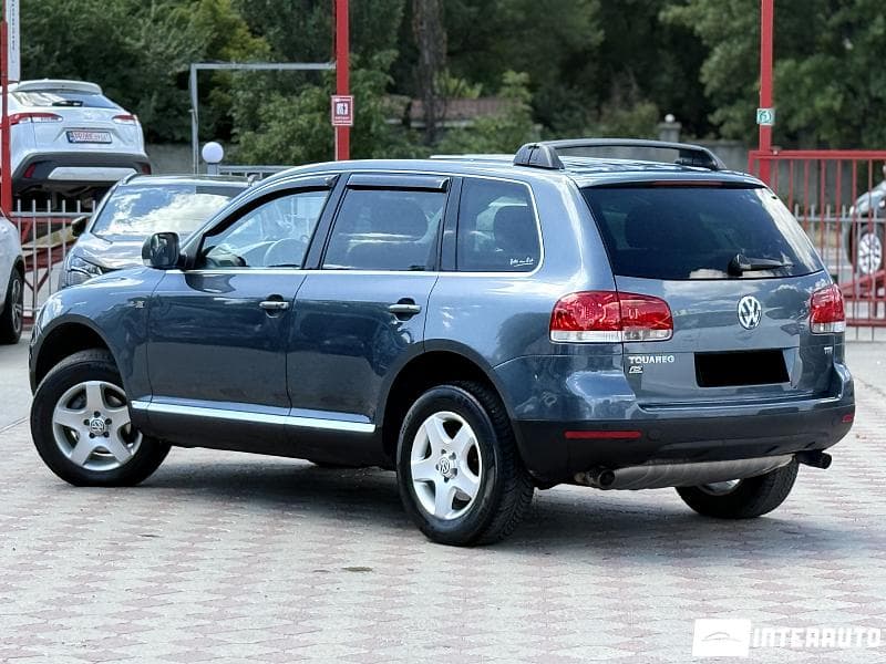 2005 Volkswagen Touareg — Miniatură 3