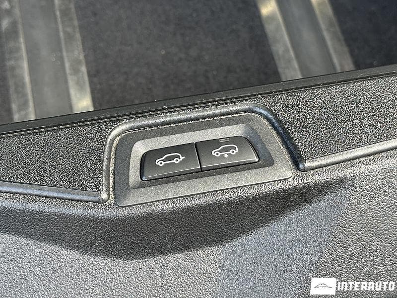 2020 BMW X5 2.5D — Miniatură 24