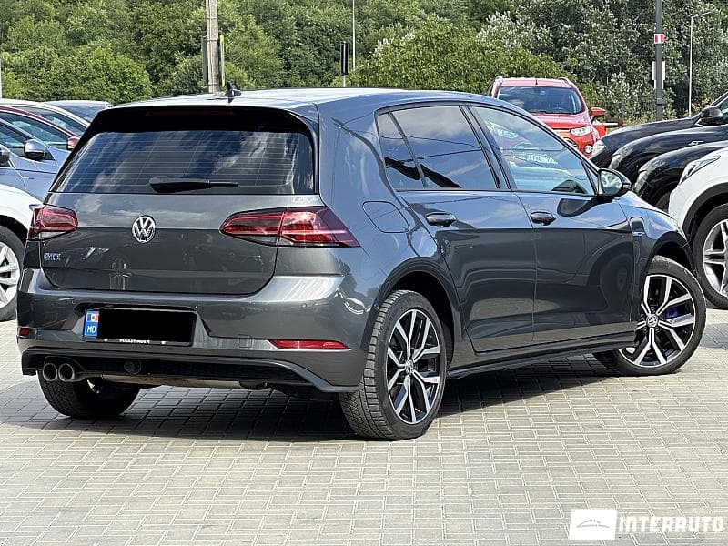 2018 Volkswagen Golf GTE — Miniatură 3