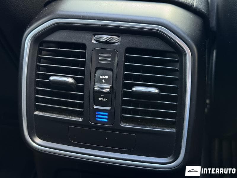 2016 Porsche Macan — Miniatură 19