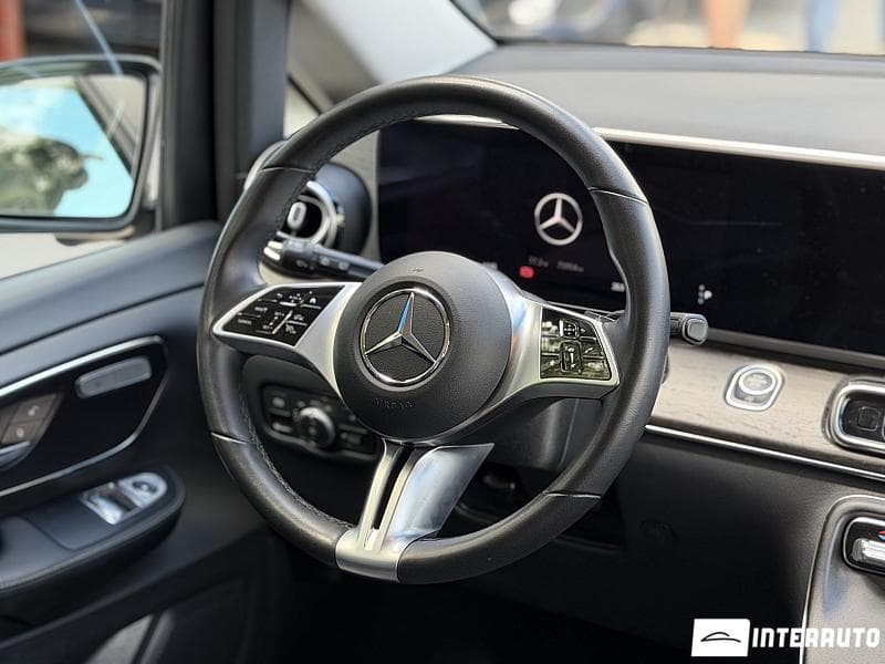 2024 Mercedes V 250 — Miniatură 12