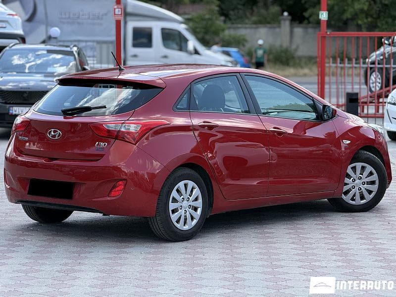 2016 Hyundai i30 — Miniatură 2