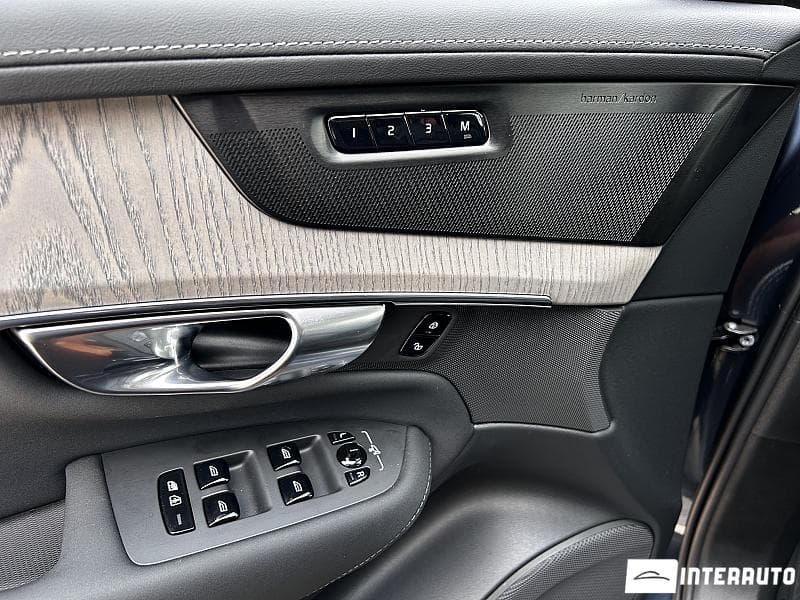 Volvo XC 90 2025 — Миниатюра 8