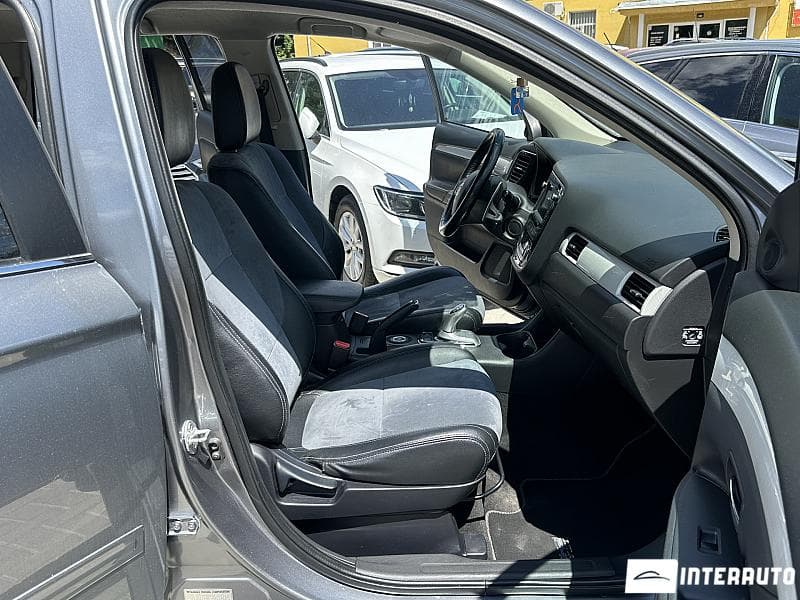 2014 Mitsubishi Outlander — Miniatură 14